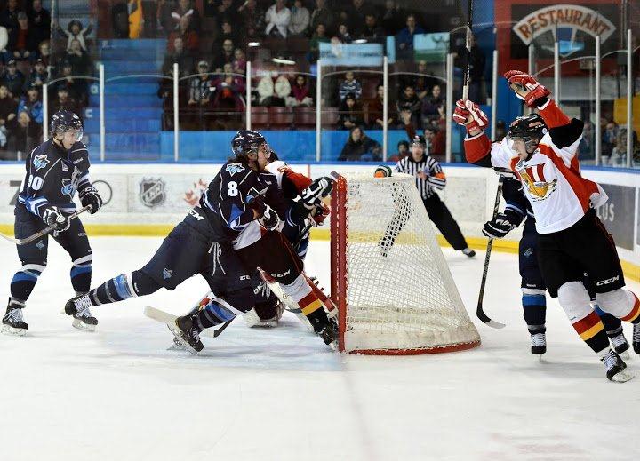 Le Drakkar a rendezvous avec l'Océanic pour commencer Le Drakkar de