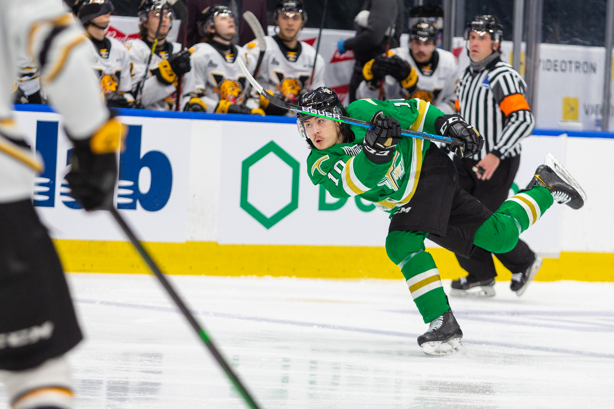 Qmjhl лига квебека канада турнирная таблица Победный гол Комарова помог "Квебеку" Патрика Руа выиграть Мемориальный кубок